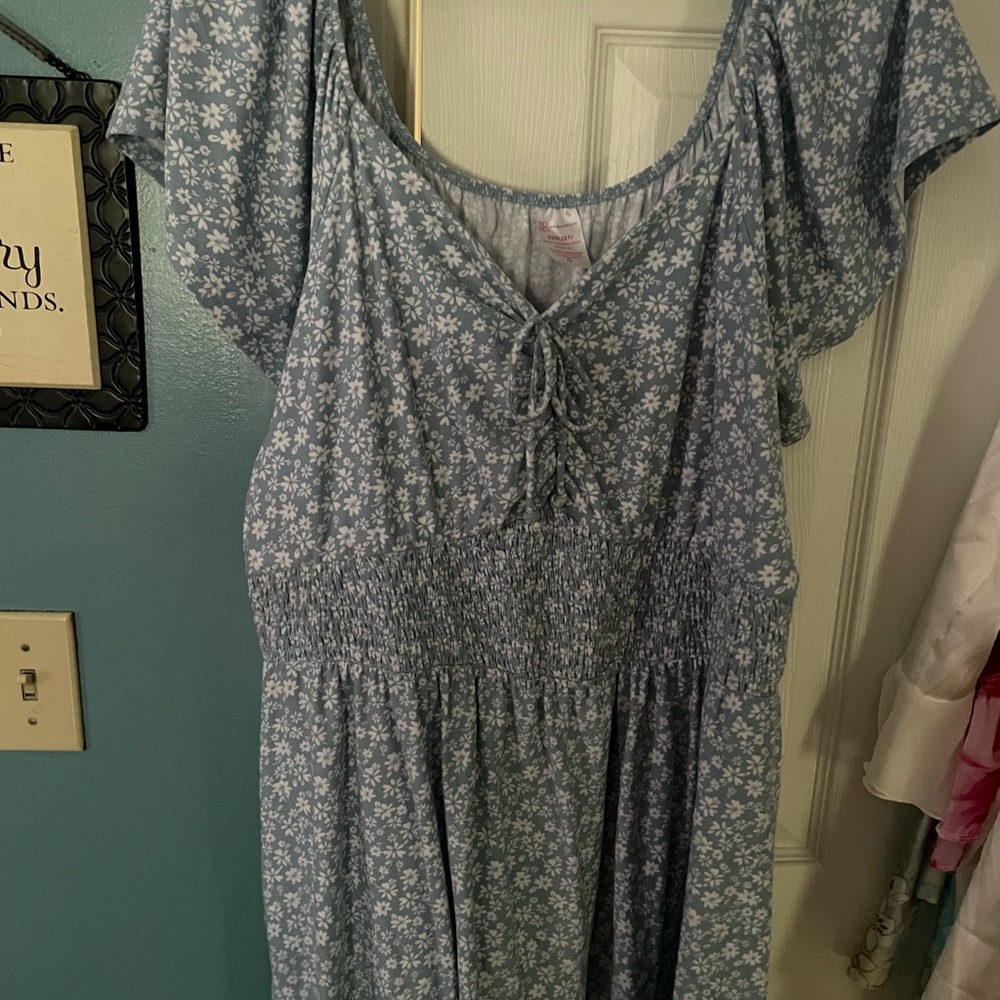 Daisy floral dress